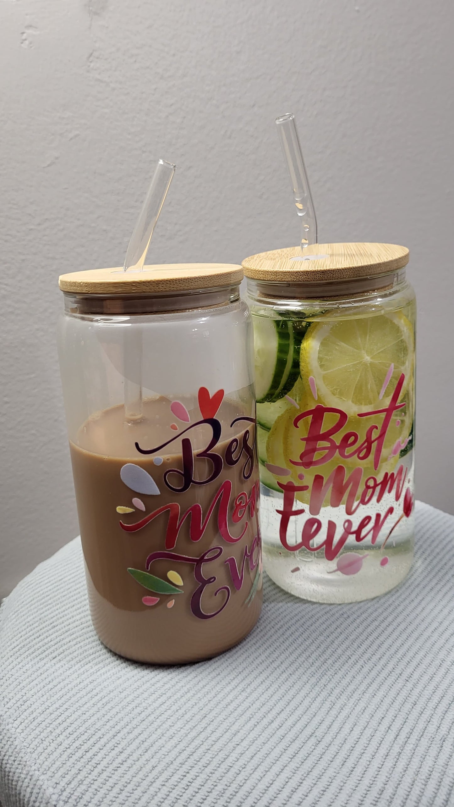 Cups with bamboo lids